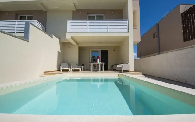 house truvatura
