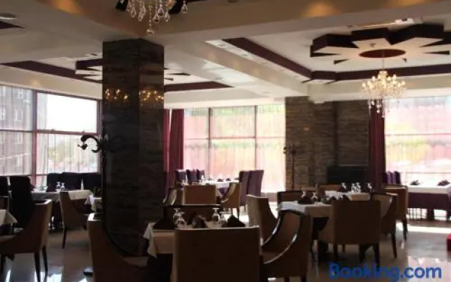 Park Hotel