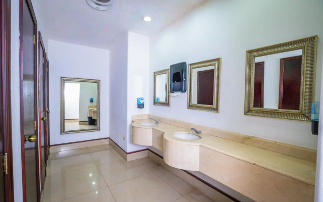 InHouse Select Hacienda Tres Rios
