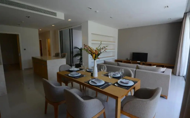 5-star Golf Resort Pool Villa