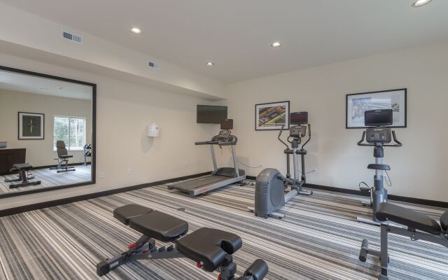 Candlewood Suites Mishawaka North by IHG