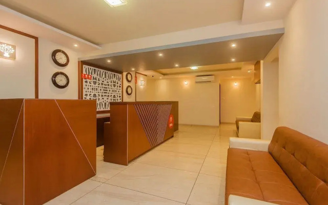 OYO 11721 Hotel Aromas