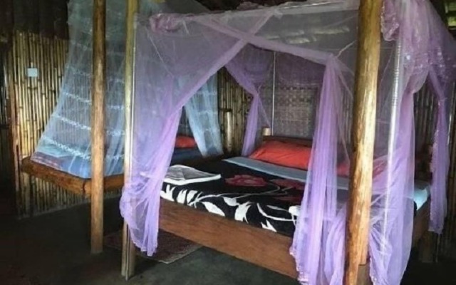 Lacam Lodge - Hostel
