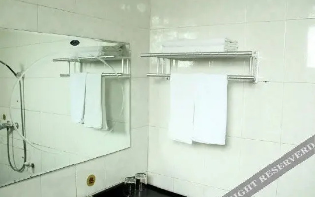 Jinghua Business Hotel