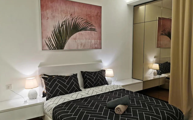 Apple 5 @ Menara Simfoni/Symphony Tower Free Wifi/Parking/TV Box/Nexflix