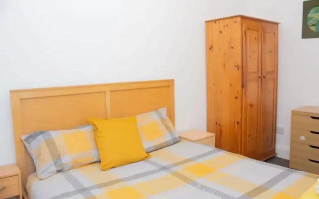 St James Apartment Iii