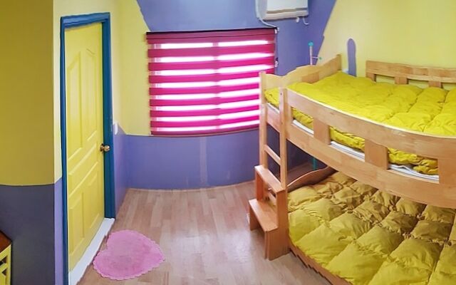 Santiago Guesthouse Seongsan - Hostel