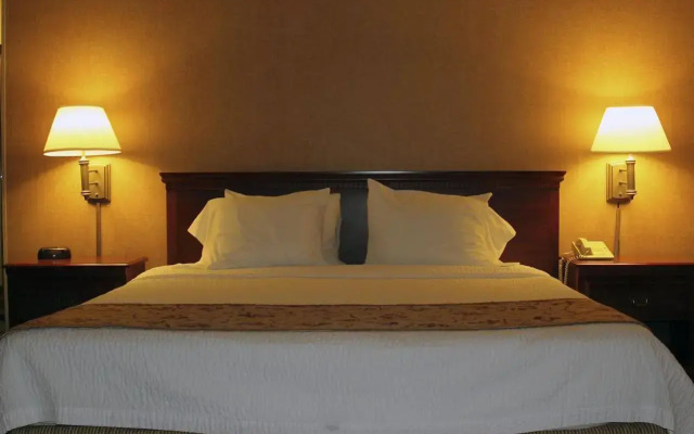 Ramada Modesto