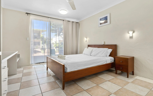 Hotel Tropiq
