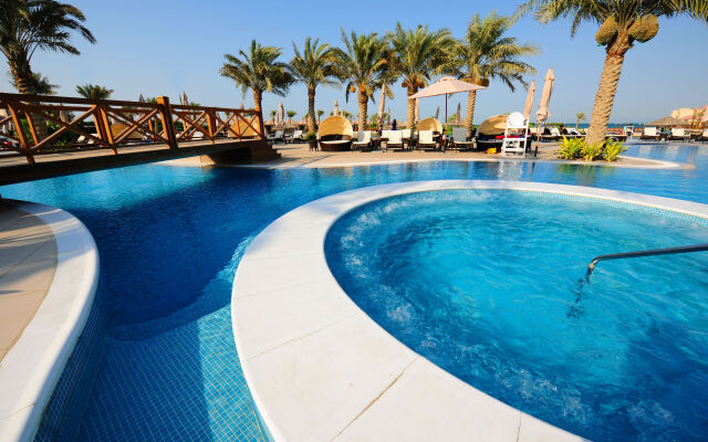 Al Bander Hotel & Resort