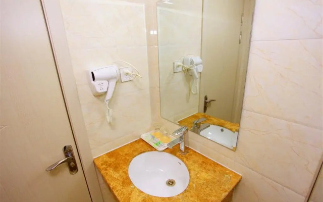 Northeast Pearl Hotel (Dalian Ansheng branch)