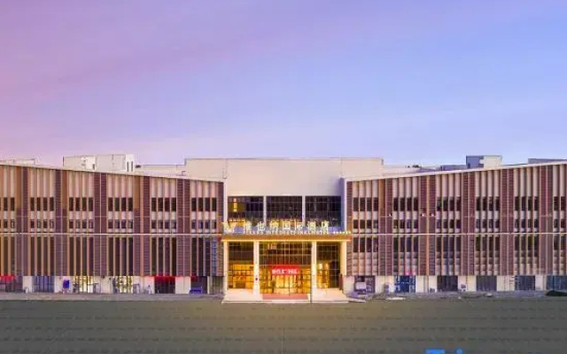 Vienna International Hotel (Jinou Lebao Chuanhua Logistics Port Branch)