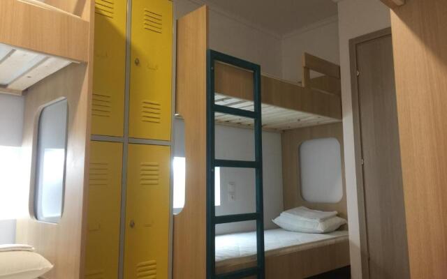 Loutraki Hostel