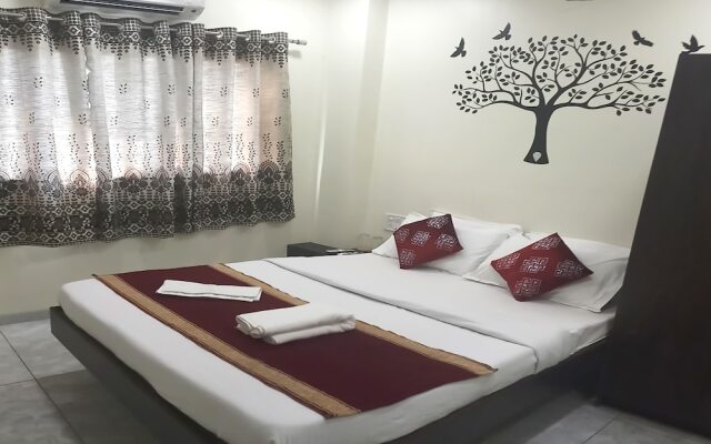 Hotel Royal Front Residency