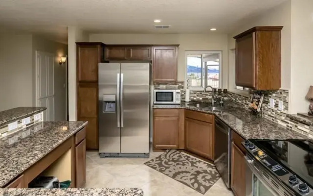 Island Paradise by Destination Havasu