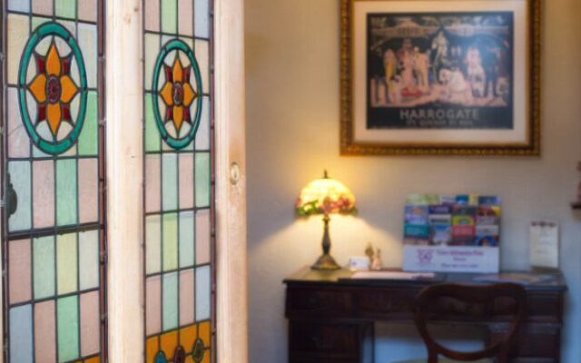 Shannon Court Guest House
