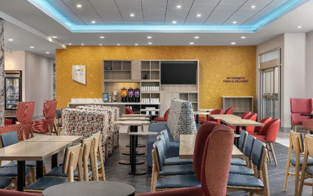 Home2 Suites By Hilton Woodstock On