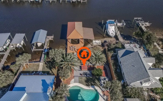The Lagoon Hideaway