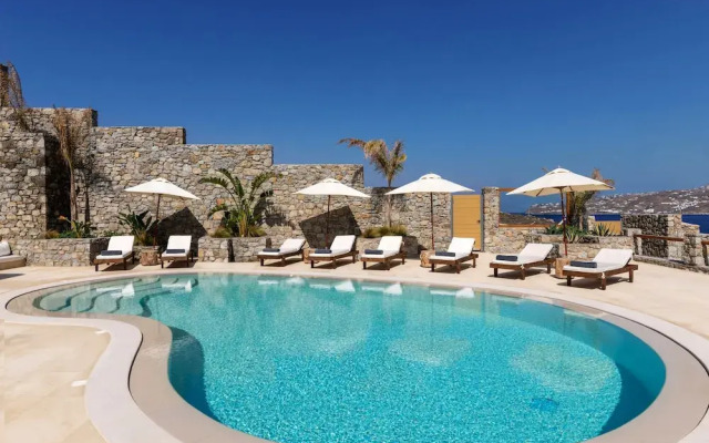 Villa Veneta at Ornos Sea View