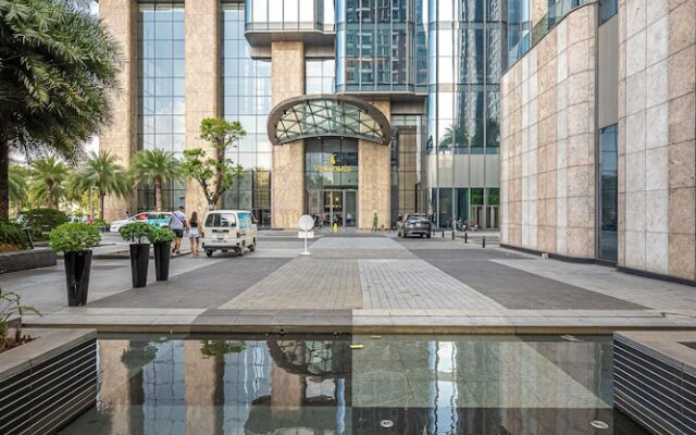 Landmark 81 & Vinhomes - ZEN Saigon Citypoint.