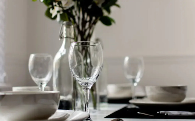 Lux Apartments 4 Bedroom House Sutcliffe