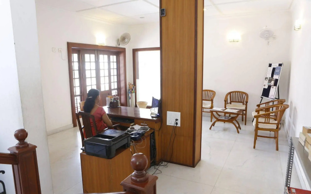 Fort Manor
