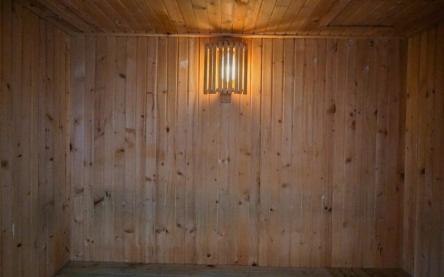 Luxury and Deluxe 2BR @ Satu8 Apartment