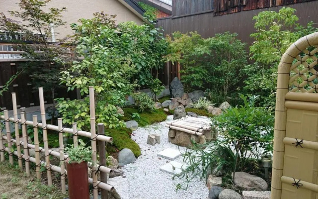 桃山ゲストハウス おかだ