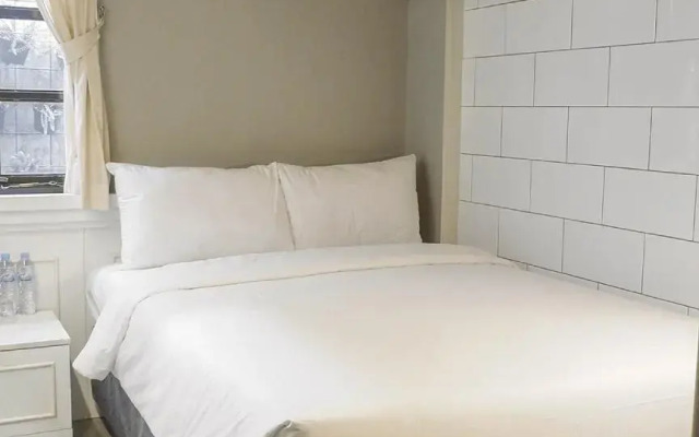 Triple Seven Bed and Breakfast
