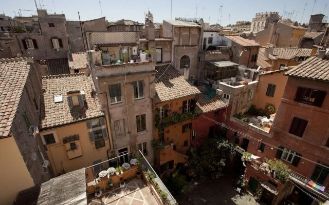 Princely Penthouse on the Pilgrims' Way