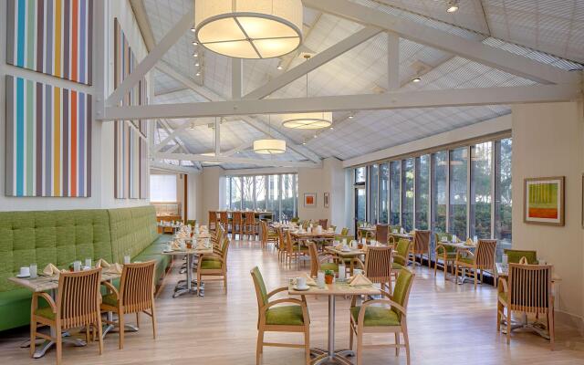 DoubleTree by Hilton Hotel Houston - Greenway Plaza