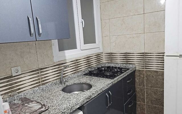 Midtown Hotel Apartments 404