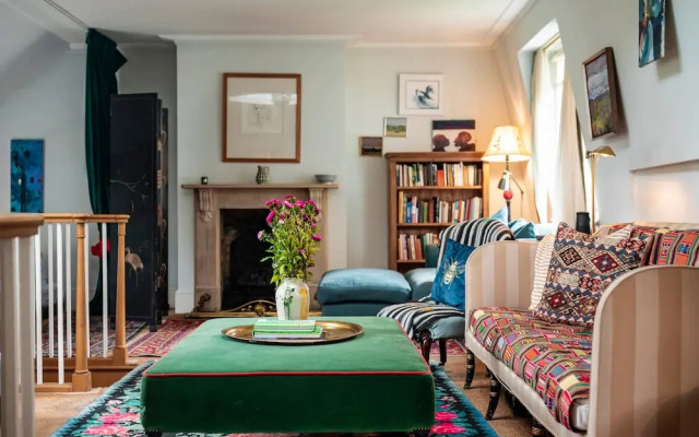 The Kensington Gatehouse - by Out of Office Lifestyle