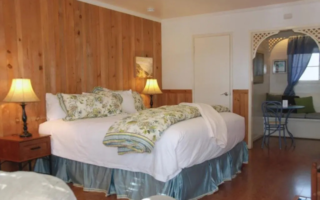 Carmel Garden Inn
