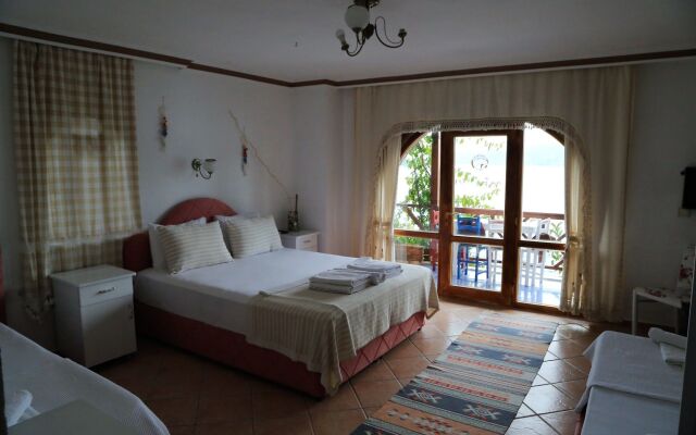 Dolphin Boutique Hotel