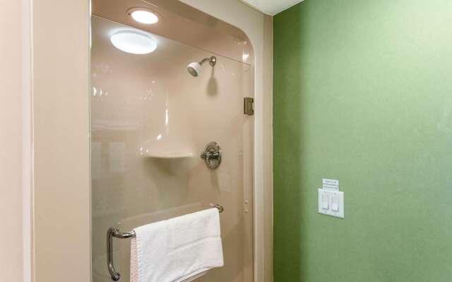 Sleep Inn & Suites Niantic North