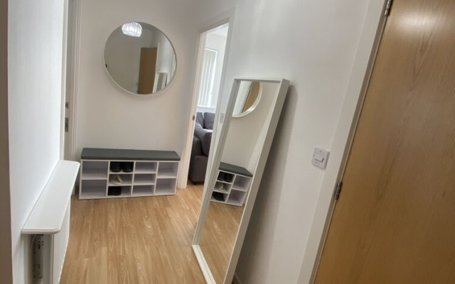 Captivating 1-bed Apartment in Barking