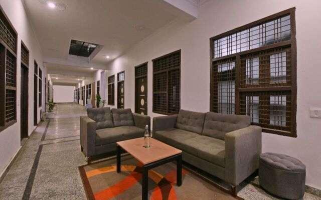 Collection O 46143 Sector 27