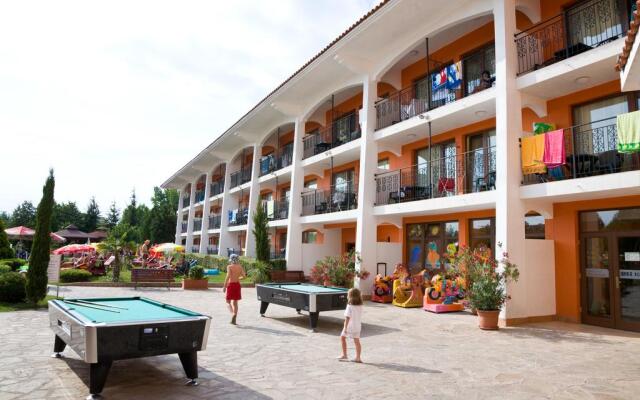 Hrizantema- All Inclusive Hotel