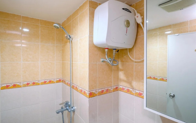 Homey and Cozy Living 2BR Podomoro Golf View Apartment