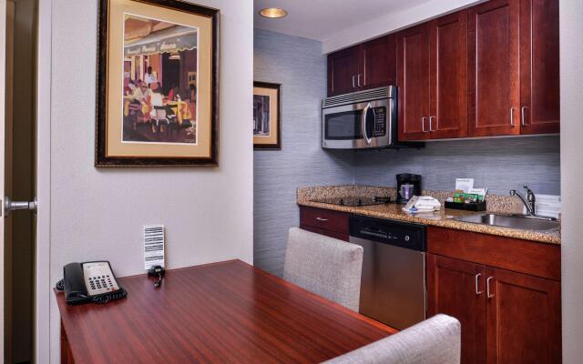 Homewood Suites by Hilton Jacksonville Downtown-Southbank