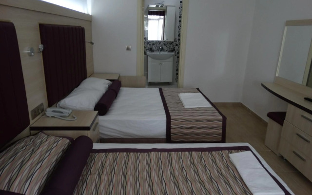 Bronze Hotel