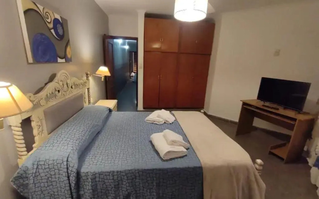 casa p/4 personas sobre av. roca con cochera - фото 5