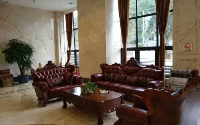 Fenglin Tianxia Hotel