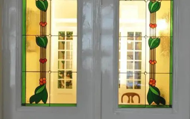 Charming Art Deco Flat