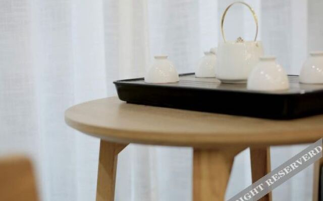 Yunshang Qingju Hotel (Xi'an Bell Tower City Wall Yongningmen Subway Station Branch)