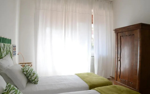 Theia Apartment