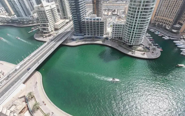 Charming 2-bed Apartment in Dubai