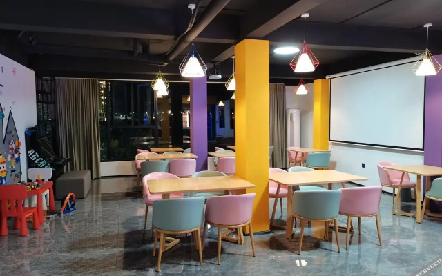 Hello Hotel (Zhuhai Hengqin Changlong store)