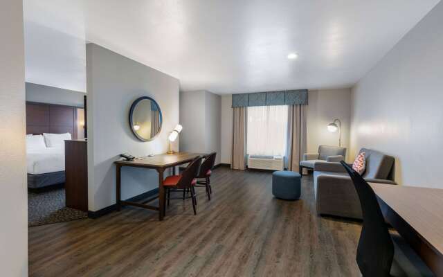 Wingate by Wyndham DFW / North Irving